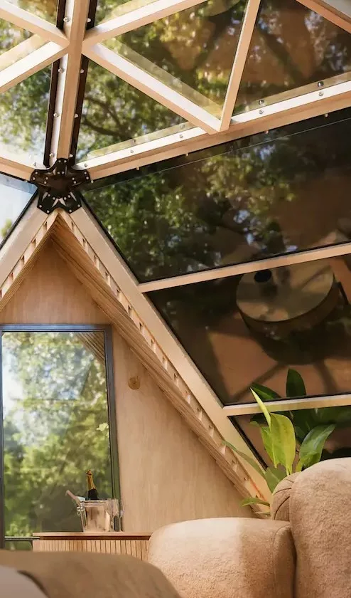 Vue sur le ciel et la nature depuis le lodge Étoile